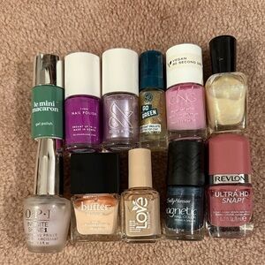 Nail polish set